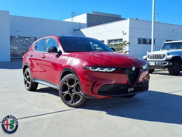 2025 Alfa Romeo Tonale Intensa