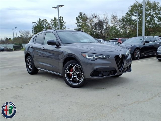 2025 Alfa Romeo Stelvio Veloce